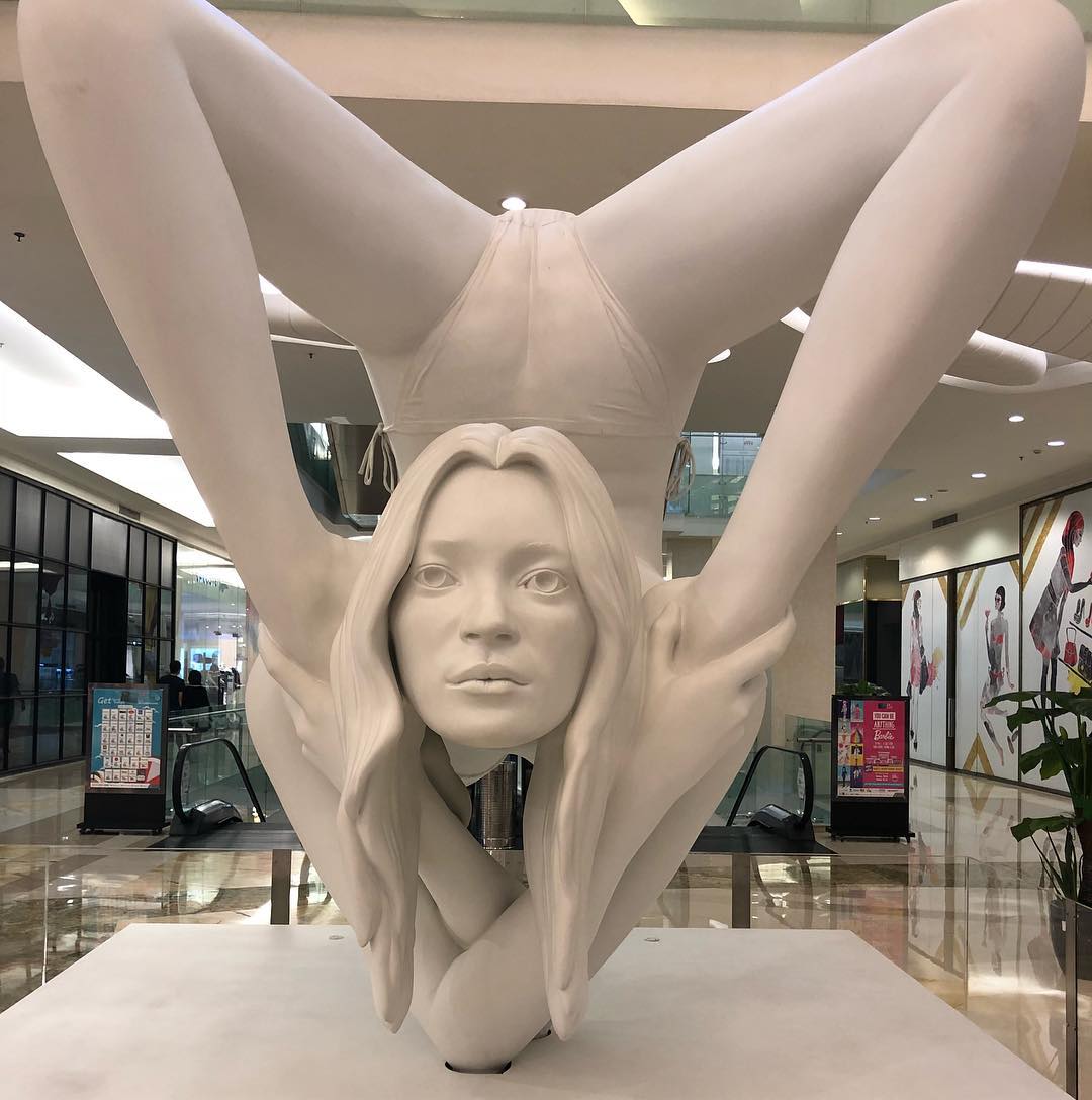 Marc Quinn’s Myth Venus sculpture in Mall Gandaria City, Jakarta – Indonesia. #g…