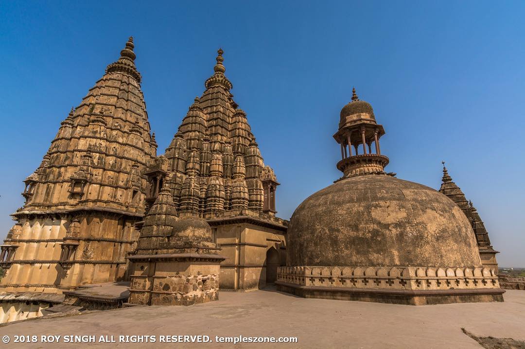 Chaturbhuj Temple in Orchha, Madhya Pradesh – India. #chaturbhujtemple #orcha #m…