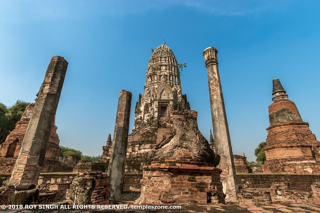 Wat Ratchaburana was founded in 1424 by King Borommarachathirat II of the Ayutth…