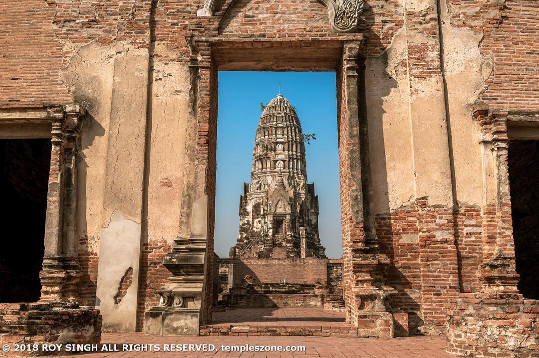 Wat Ratchaburana was founded in 1424 by King Borommarachathirat II of the Ayutth…