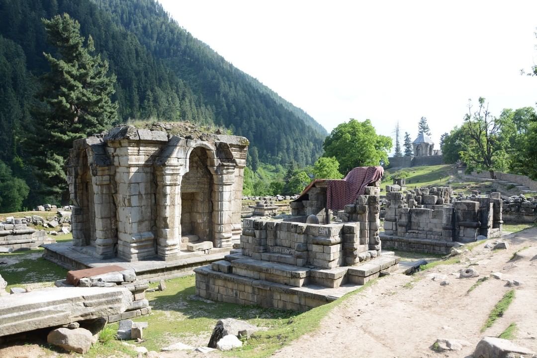 8th century old Naranag Temple in Kashmir

The Naranag Temple is one of the impo…