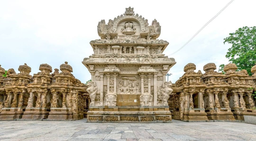 Amazing wall sculpture of Kanchi Kailasanathar Temple, Kanchipuram, Tamil Nadu, …