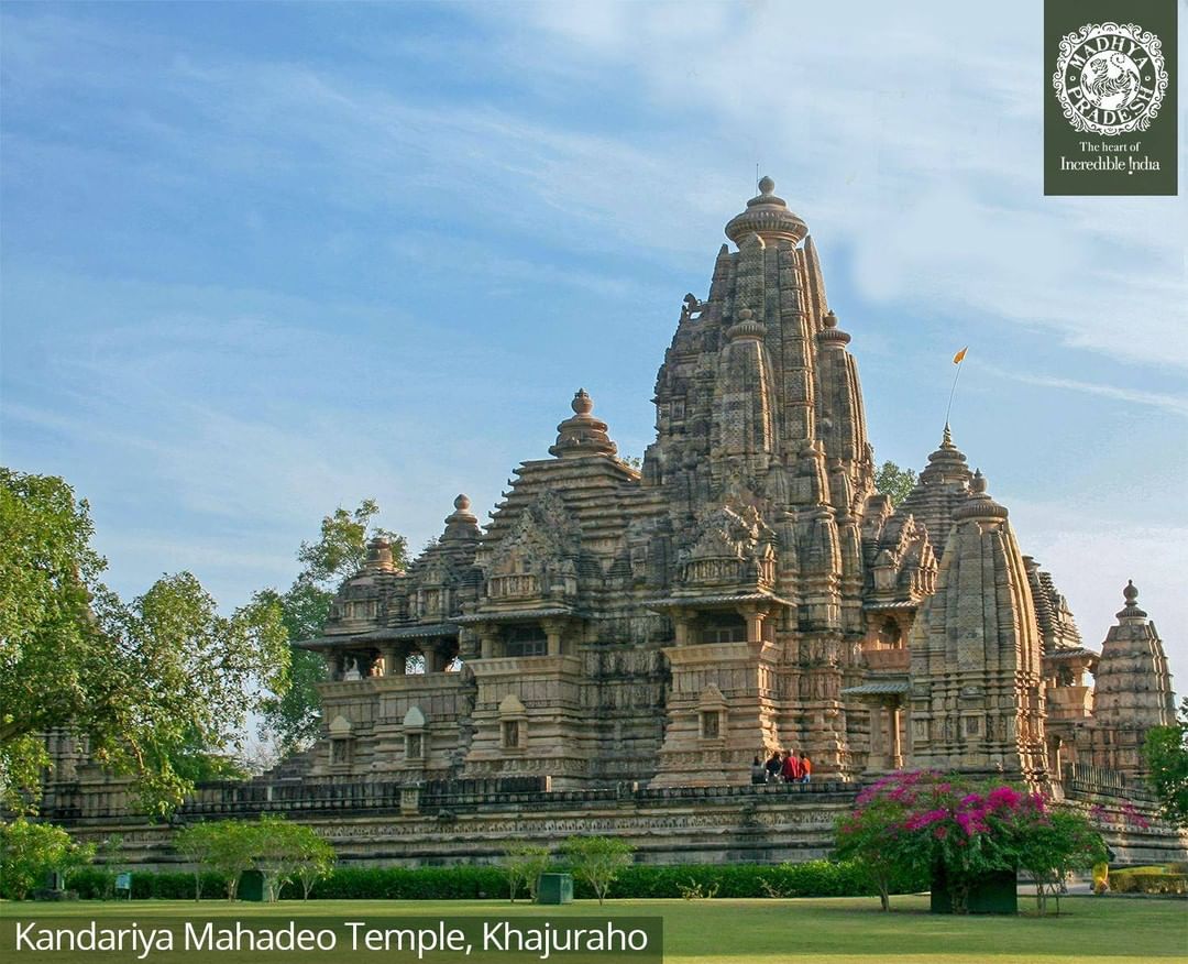 UNESCO World Heritage Site
Kandariyâ Mahâdeva Temple (11th Century), Khajuraho, …