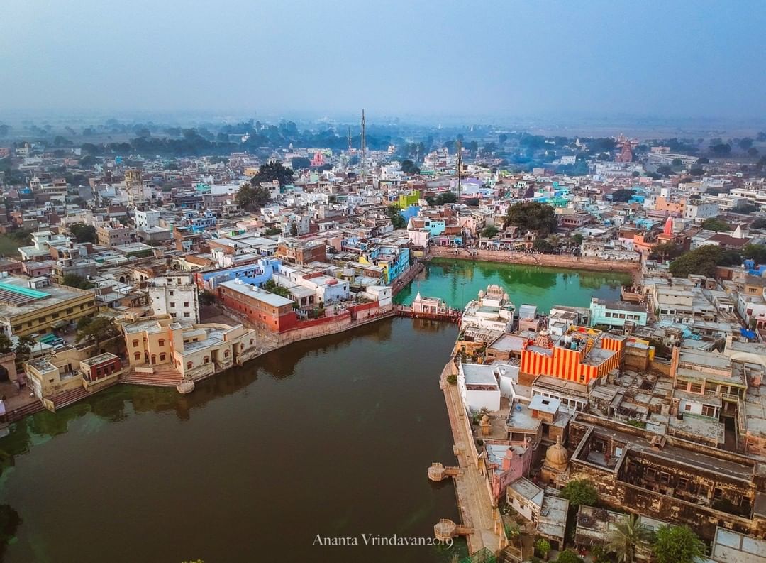 Sri Radha-kunda, Vrindavan

Relevance in History:
Following the sacred writing “…