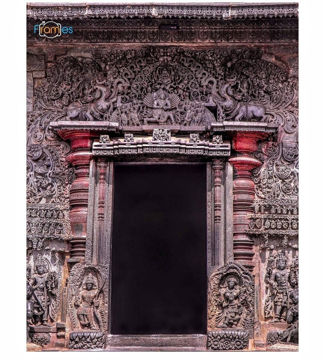 This 1000 yrs old amazing intricate “Dwara” of Chennakesava Temple can only be o…