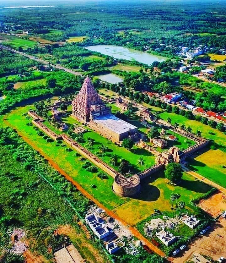 Gangaikonda Cholapuram! 
.
.
.
#lost #temple #temples #losttemple #losttemples #…