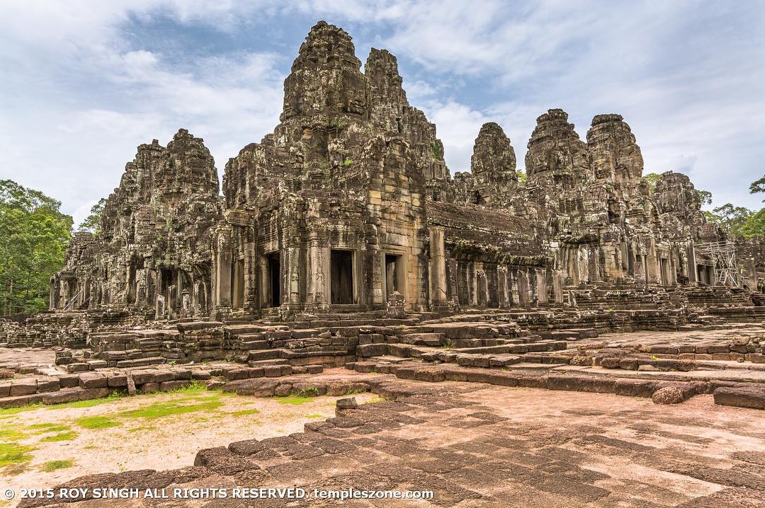 Prasat Bsyon Temple in Ankor Thom, Siem Reap, Campodia. #ankorthom #bayon #bayon…